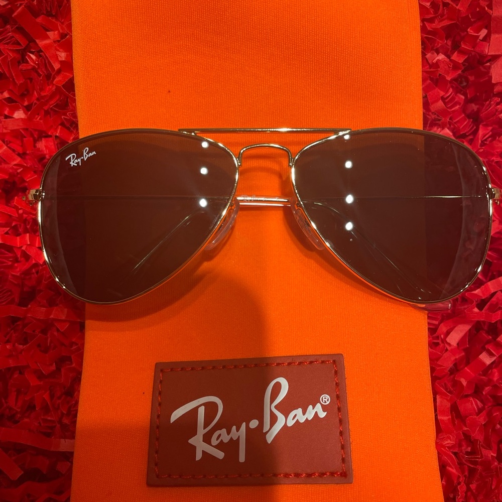 Ray•Ban.Kids Aviator Sunglasses w/Gold Hardware